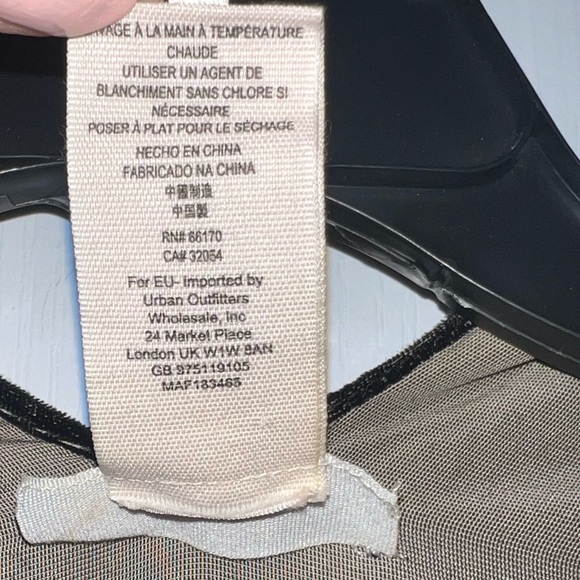 Free People Nightbird Kimono Black Cream Floral Fringe Boho OS NWOT - Picture 5 of 7